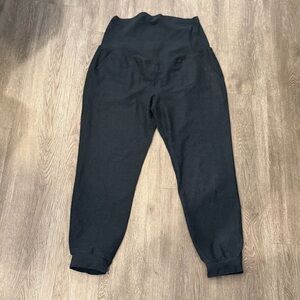 Beyond the Bump Beyond Yoga Maternity Joggers size M